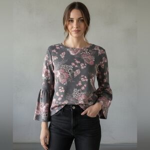 Como Vintage Gray Floral Bell Sleeve Top L